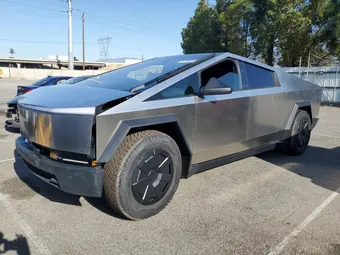 2024 Tesla Cybertruck 7G2CEHED8RA041753