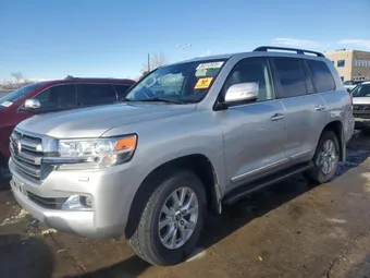 2018 Toyota Land Cruiser JTMCY7AJ0J4067276