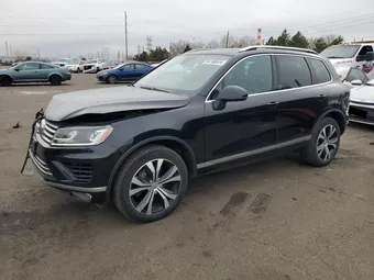 2017 Volkswagen Touareg WVGRF7BP9HD006520