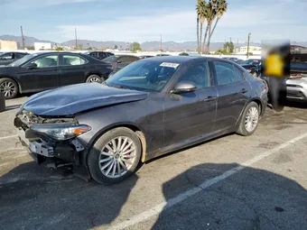 2023 Alfa Romeo Giulia ZARFAMAN7P7673836
