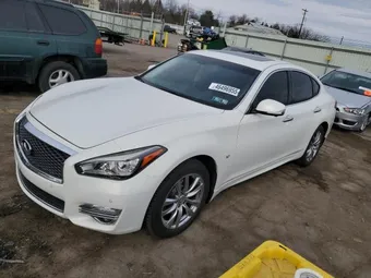 2015 Infiniti Q70 JN1BY1AR0FM561260