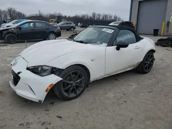 2016 Mazda MX-5 Miata JM1NDAC75G0108584