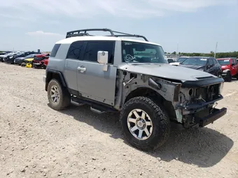 2014 Toyota FJ Cruiser JTEBU4BF3EK203011
