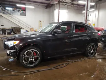 2021 Alfa Romeo Stelvio ZASPAKBN7M7D05919