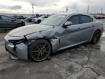2017 Alfa Romeo Giulia ZARFAECN5H7544840