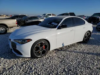 2024 Alfa Romeo Giulia ZARFAMBN3R7677769