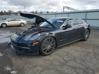 2018 Porsche Panamera WP0AB2A73JL134376