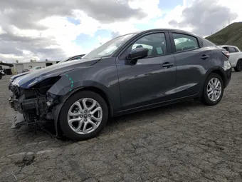 2017 Scion Yaris IA 3MYDLBYV1HY179835
