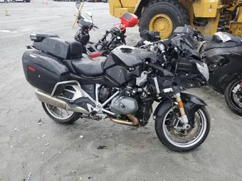2022 BMW R-Series WB10L0308N6F69508