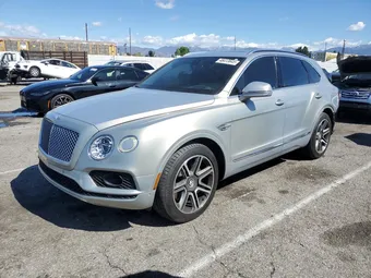 2018 Bentley Bentayga SJAAC4ZV0JC020171