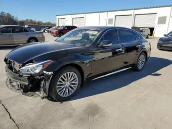 2016 Infiniti Q70 JN1BY1PP7GM630856