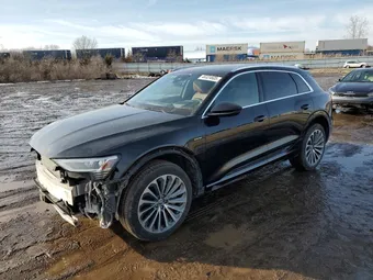 2019 Audi e-tron WA1VAAGE5KB005402