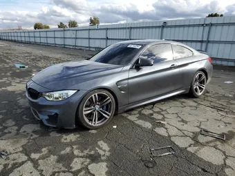 2016 BMW M4 WBS3R9C54GK338670