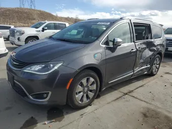 2018 Chrysler Pacifica Hybrid 2C4RC1N75JR365243