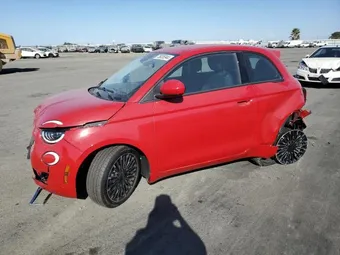 2024 Fiat 500e ZFAFFAA4XRX205823