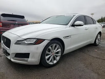 2017 Jaguar XF SAJBD4BN3HCY47930