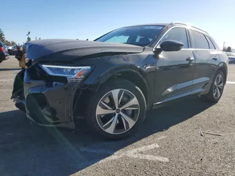 2024 Audi Q8 e-tron WA15AAGE1RB033711
