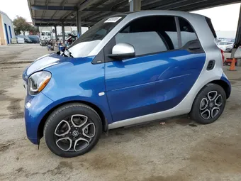 2018 Smart Fortwo WMEFJ9BA4JK324853