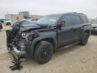 2023 Toyota Sequoia 7SVAAABA6PX016420