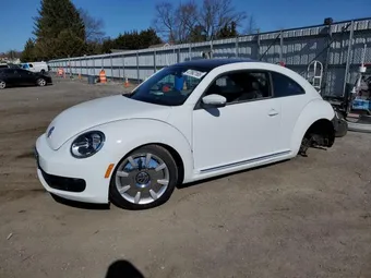 2016 Volkswagen Beetle 3VWJ17AT2GM627144