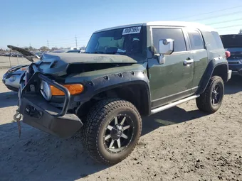 2014 Toyota FJ Cruiser JTEBU4BF4EK182105
