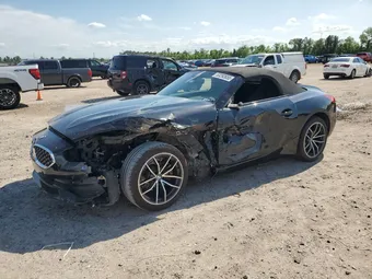 2022 BMW Z4 WBAHF3C05NWX43513