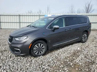 2023 Chrysler Pacifica Hybrid 2C4RC1S7XPR588682