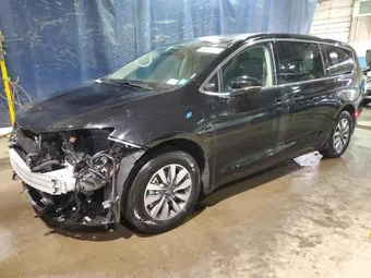 2024 Chrysler Pacifica Hybrid 2C4RC1S71RR130659
