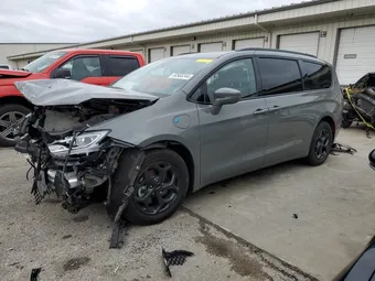 2021 Chrysler Pacifica Hybrid 2C4RC1L76MR569153