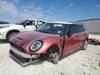 2024 Mini Clubman WMWXJ1C04R2U83603