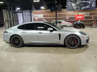 2019 Porsche Panamera WP0AG2A74KL139265