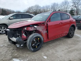 2022 Alfa Romeo Stelvio ZASPAKBN3N7D24470