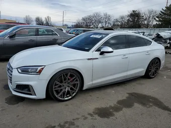 2018 Audi RS5 WAUC4CF52JA061798