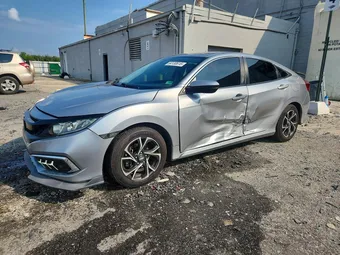 2018 Honda Civic 2HGFC2F54JH528199