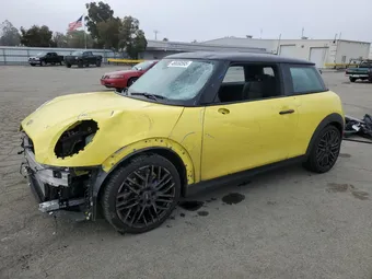 2025 Mini 3-Door WMW23GD05S2W31480