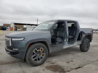 2022 Rivian R1T 7FCTGAAL7NN002288