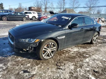 2017 Jaguar XE SAJAJ4BV6HA961808