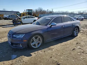 2018 Audi RS4 WAUC4AF40JA003734