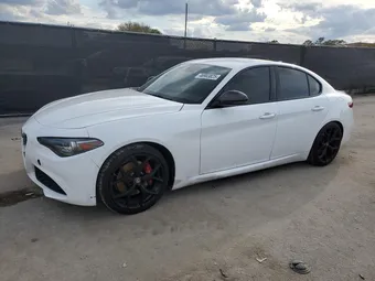 2020 Alfa Romeo Giulia ZARFAMAN3L7626152