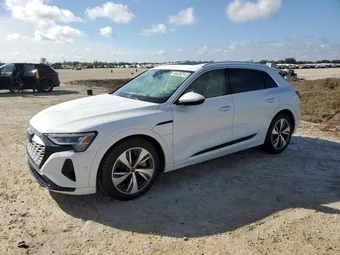 2024 Audi Q8 e-tron WA16AAGE2RB013276