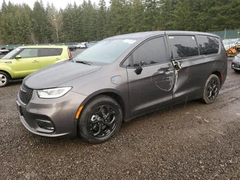 2023 Chrysler Pacifica Hybrid 2C4RC1L76PR543771