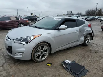 2017 Hyundai Veloster KMHTC6AD6HU317967