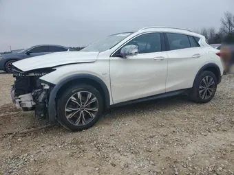 2017 Infiniti QX30 SJKCH5CRXHA035886