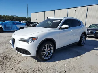 2018 Alfa Romeo Stelvio ZASFAKAN7J7B70966