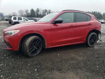 2021 Alfa Romeo Stelvio ZASPAJAN5M7D18146
