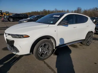 2024 Alfa Romeo Tonale ZASPATCW4R3083736