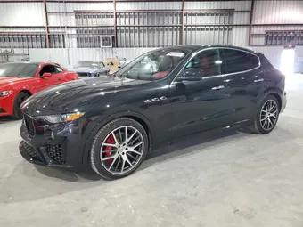 2022 Maserati Levante ZN661YUM1NX400441