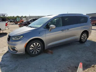 2021 Chrysler Pacifica Hybrid 2C4RC1L71MR594686