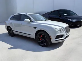 2017 Bentley Bentayga SJAAC2ZV2HC014791