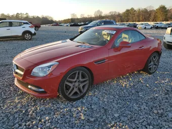 2016 Mercedes-Benz SLK-Class WDDPK3JA4GF123041